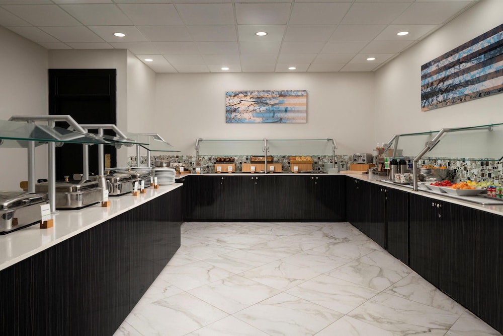 DoubleTree by Hilton Richmond Midlothian - photo 25
