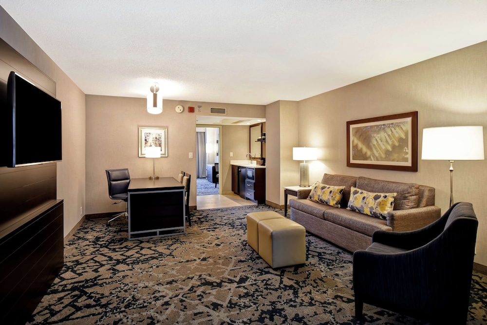 Embassy Suites by Hilton Raleigh Durham Research Triangle - photo 28