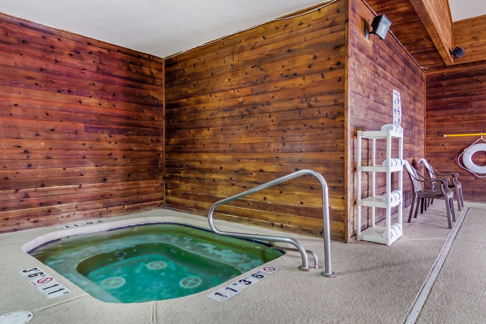 Comfort Inn & Suites Greeley - photo 40