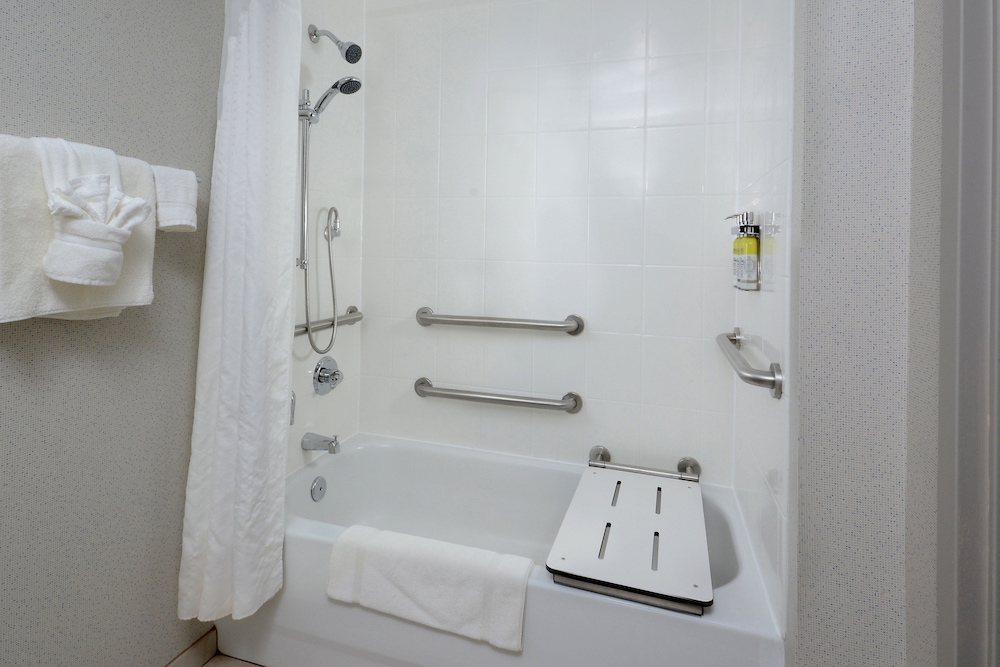 Holiday Inn Express Danville by IHG - photo 19