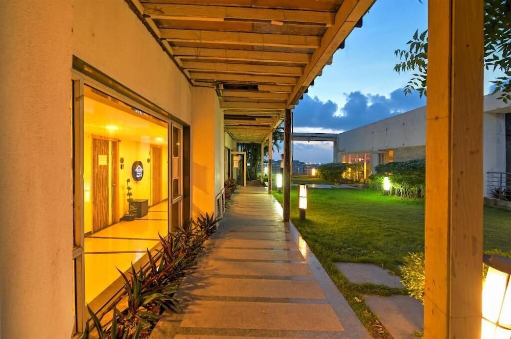 Urban Asia Hotel Rajarhat