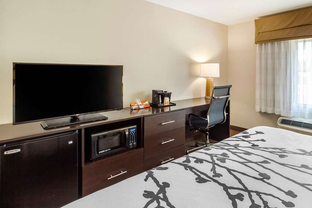 Sleep Inn & Suites Fargo Medical Center - photo 16
