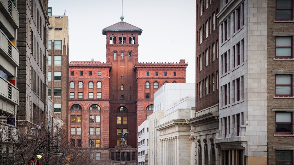 Hotel Indigo Kansas City Downtown by IHG - photo 16
