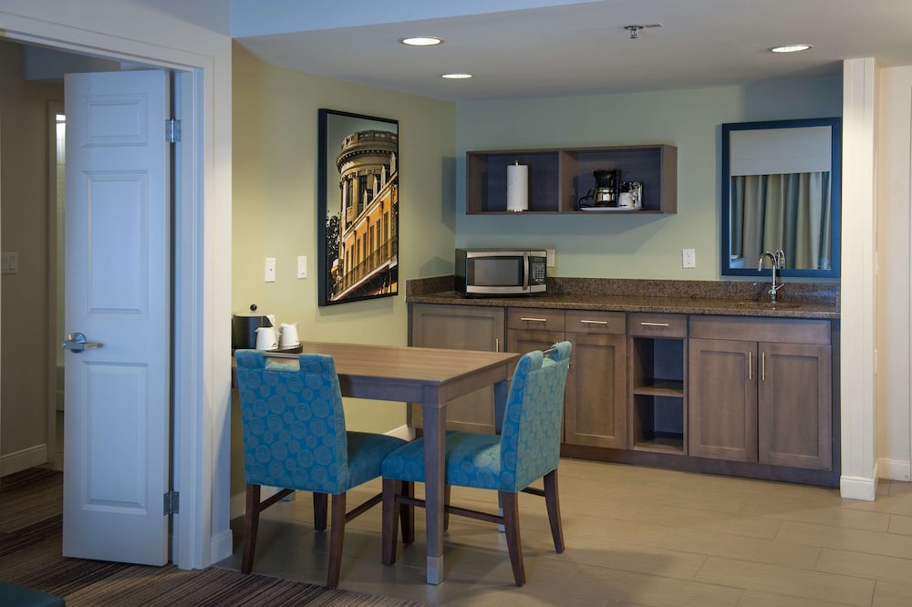 Hampton Inn & Suites New Orleans Elmwood Clearview Pkway LA - photo 24