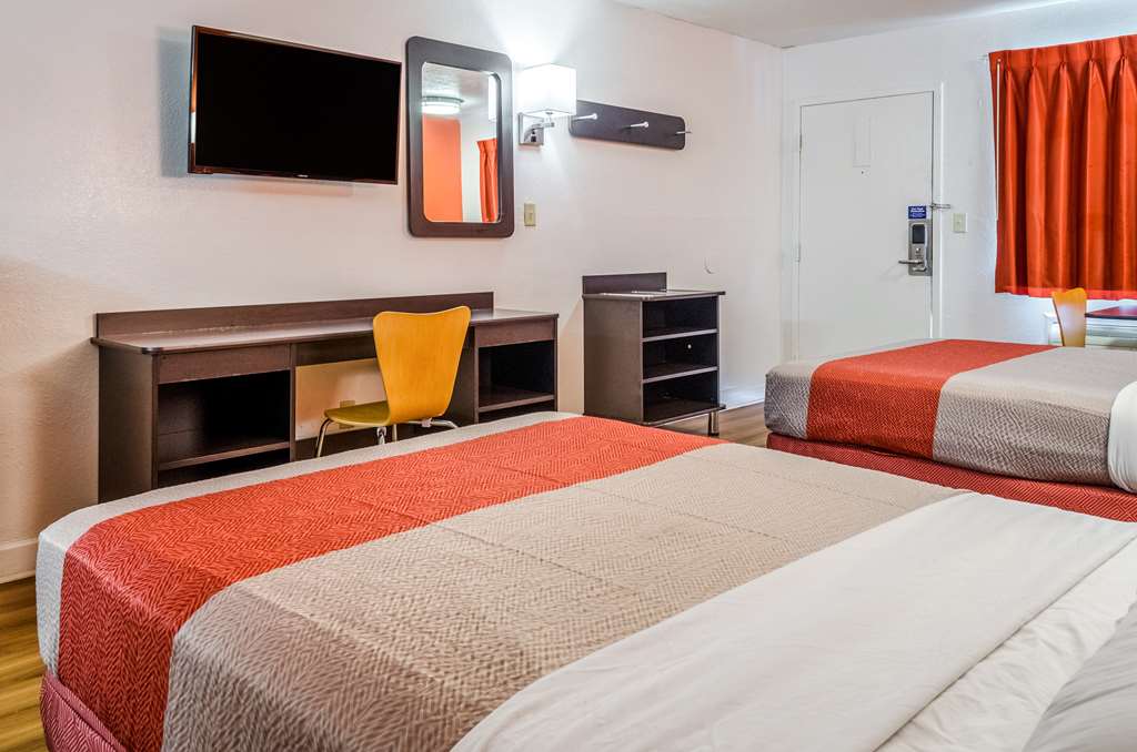 Motel 6 Saraland AL - photo 11