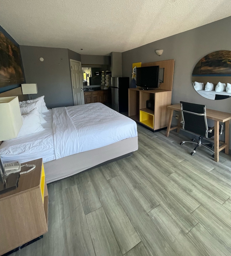 Baymont by Wyndham Dublin - photo 10