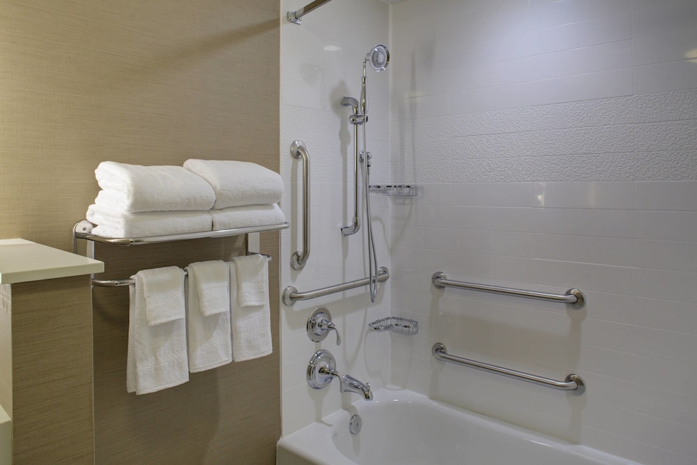 Fairfield Inn & Suites by Marriott Flagstaff Northeast - photo 16