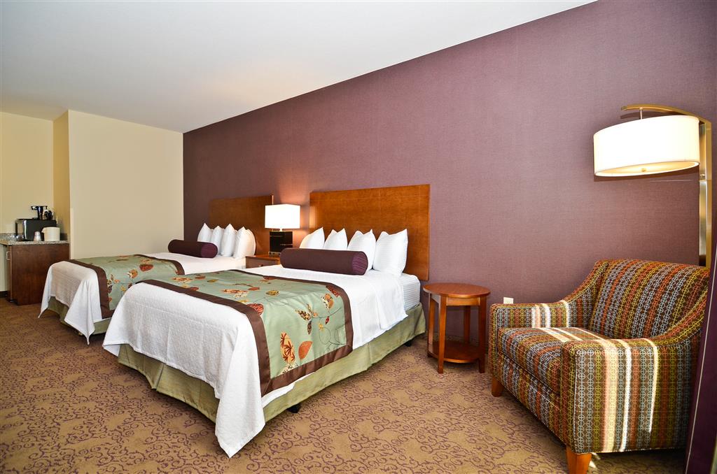 Best Western Plus Carousel Inn & Suites - photo 9