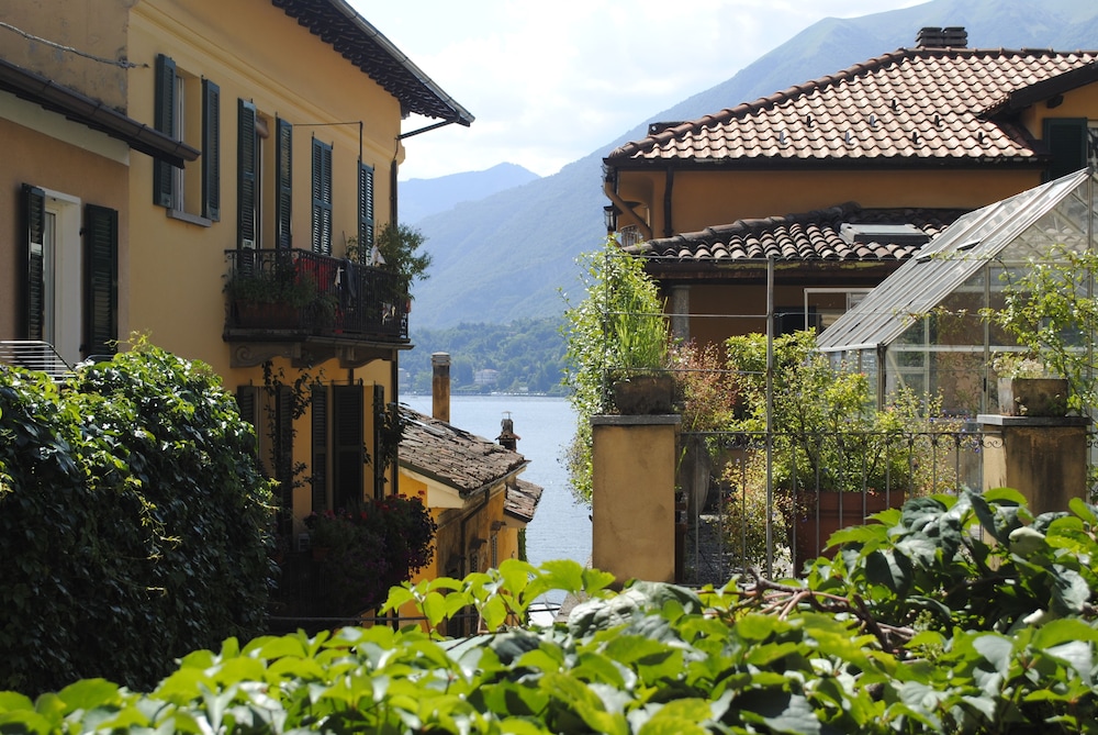 Nenè La Scalinata apartments — 4-Star Luxury Hotel in Bellagio, Italy
