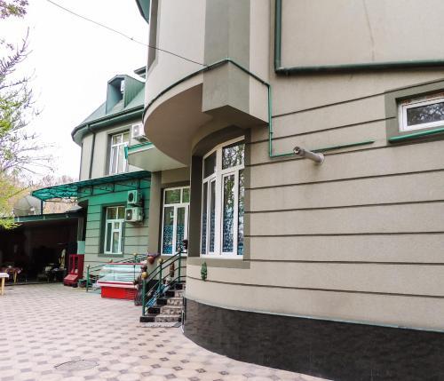 Riverside Hotel - carbon neutral hotel in Tashkent