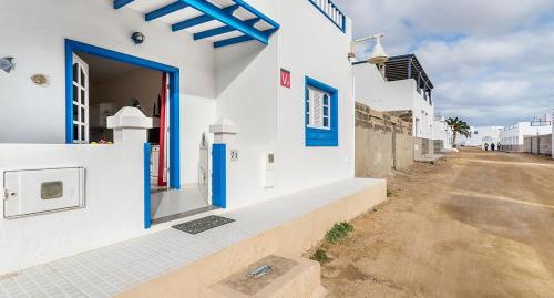 El Sombrerito 2 in Unknown City, Spain