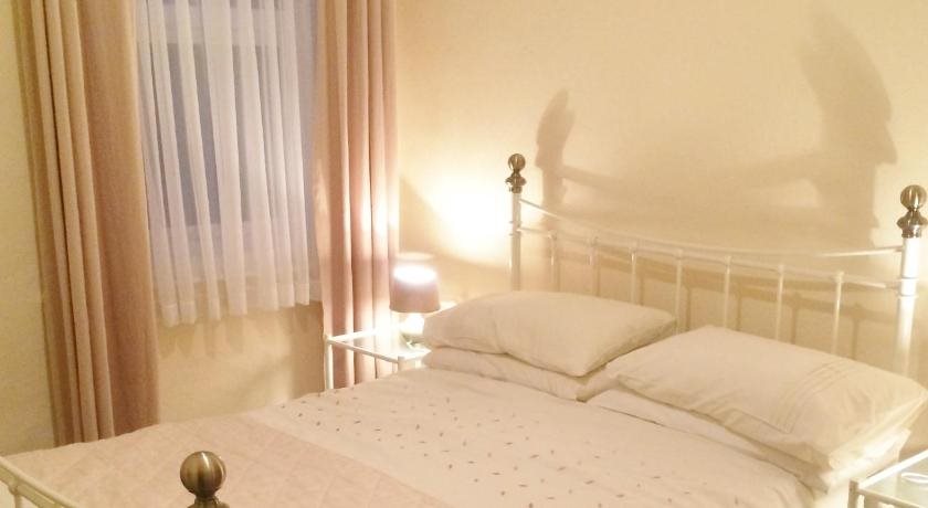 Admiral Guest House