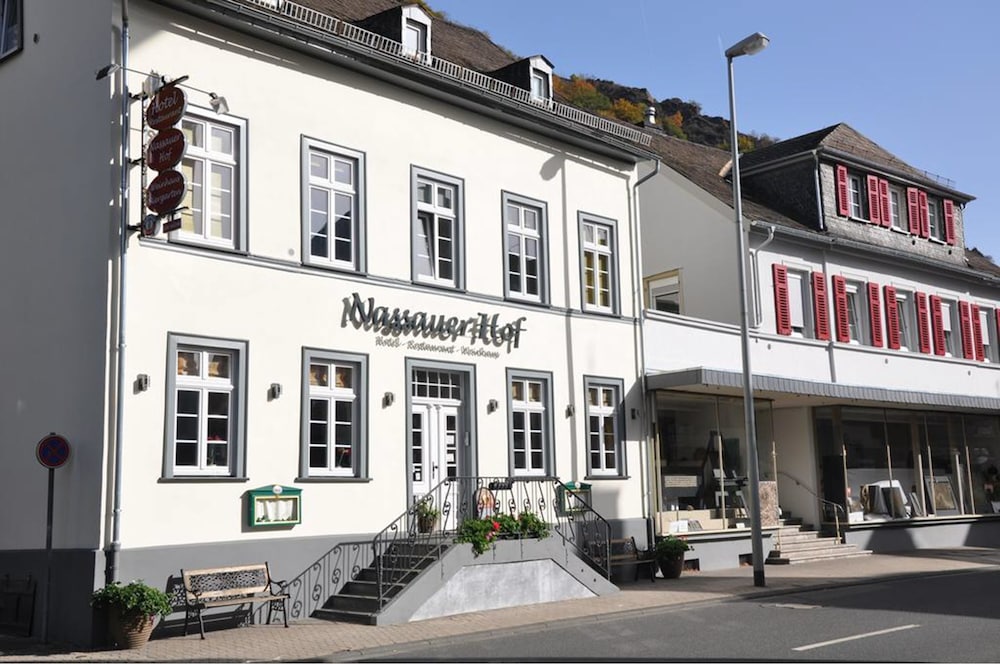 Nassauer Hof Hotel & Weinwirtschaft — hotel in Sankt Goarshausen