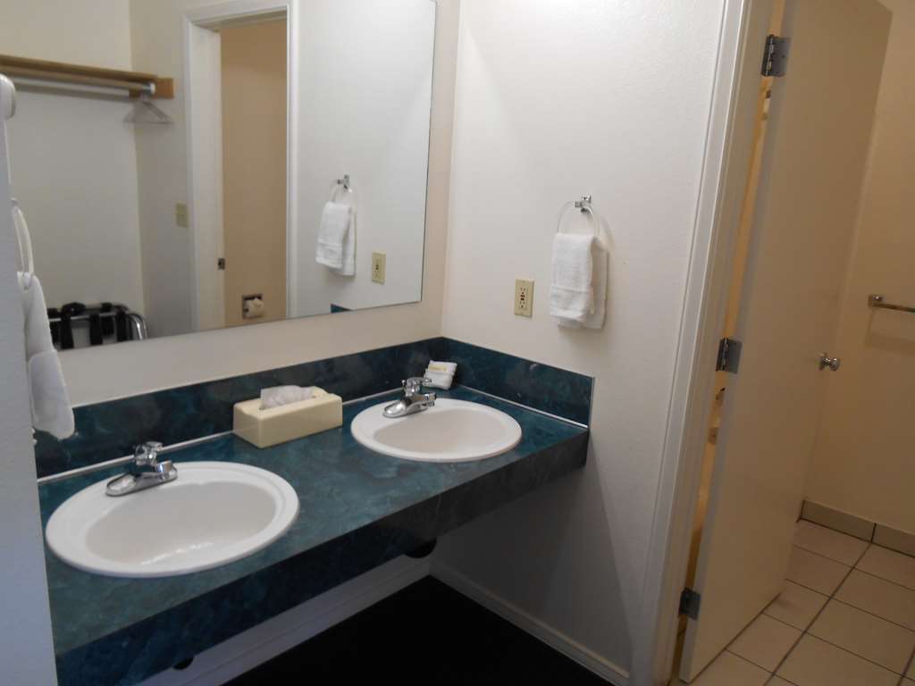 GuestHouse Enumclaw - photo 29