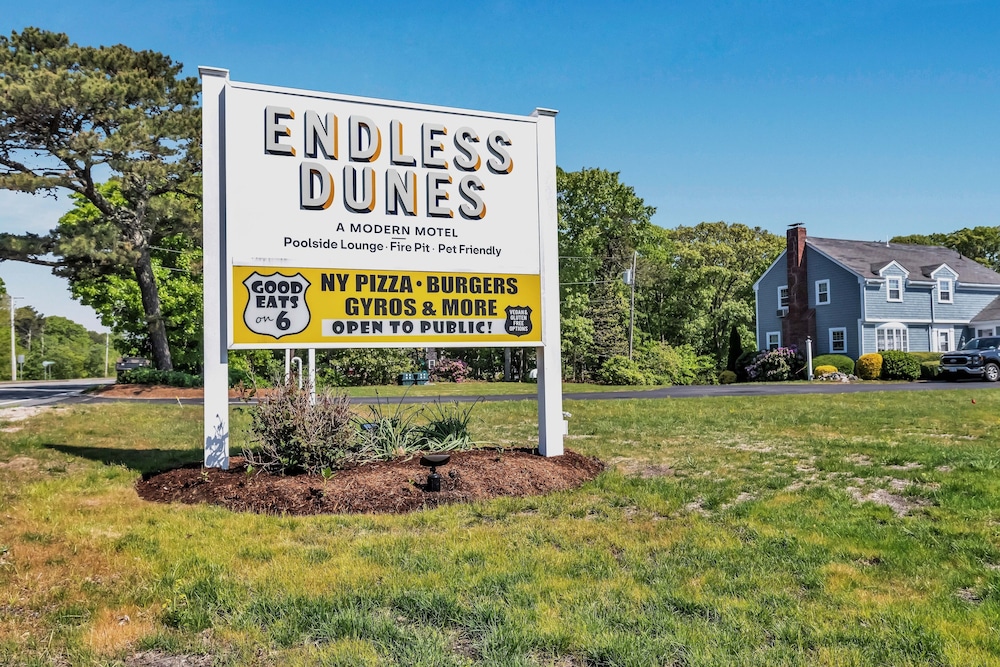 Endless Dunes A Modern Motel - photo 23
