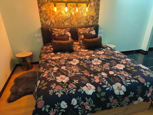 Vegetal Jungle - last minute hotel in Blaye-Les-Mines