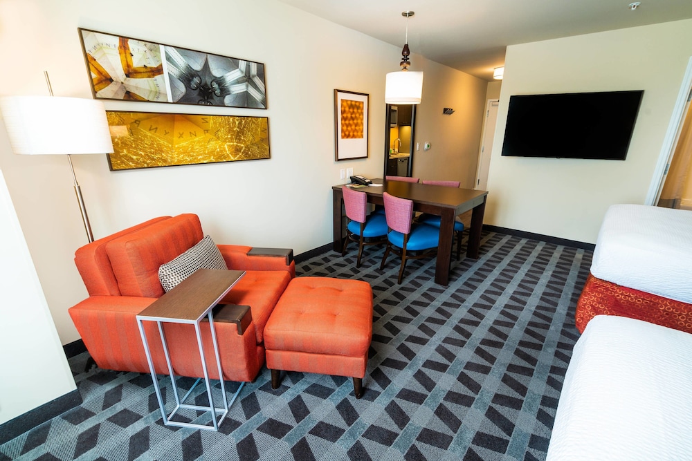 TownePlace Suites By Marriott Las Vegas Stadium District - photo 12