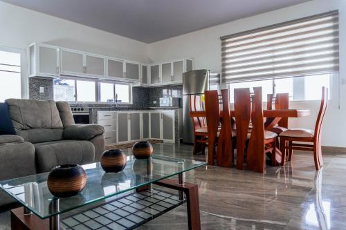 Departamento 5 centro de la ciudad — 4-Star Luxury Hotel in Santo Domingo De Los Colorados, Ecuador