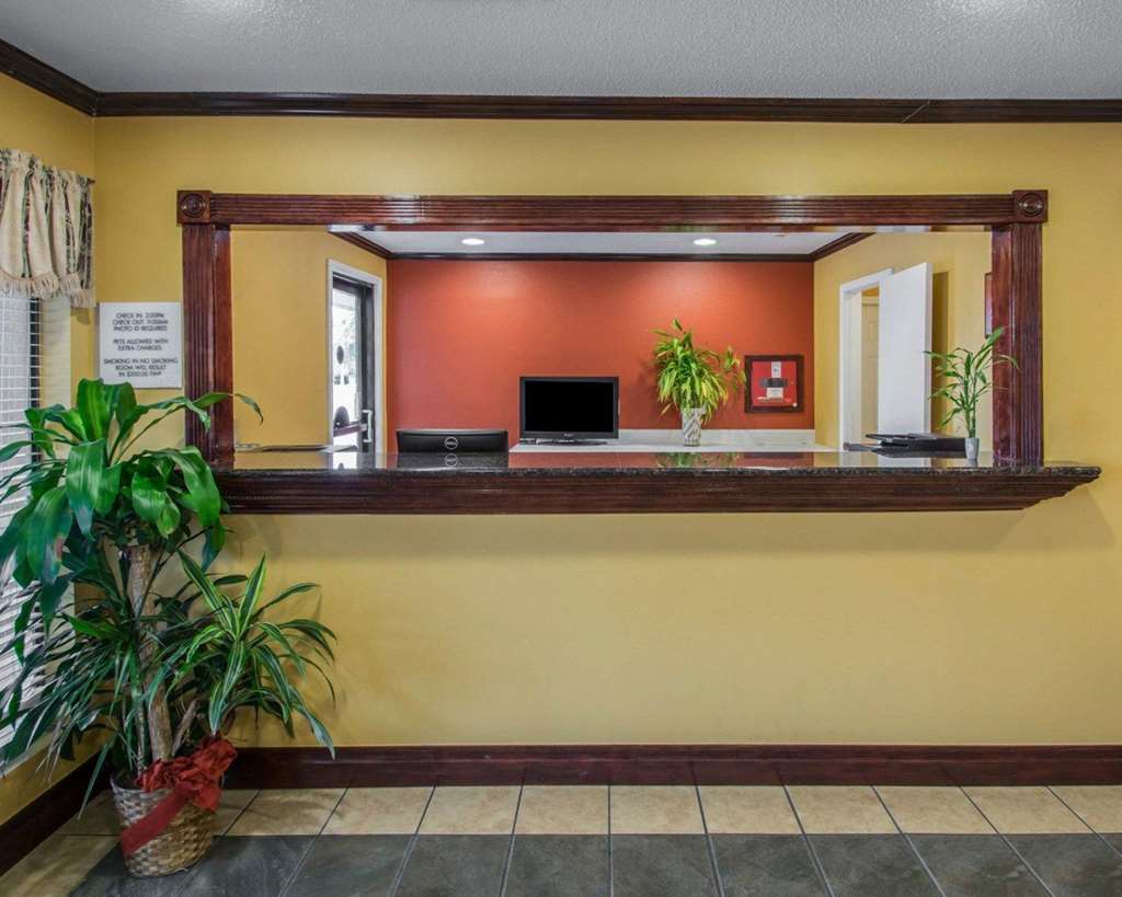 Econo Lodge Defuniak Springs I 10 - photo 6
