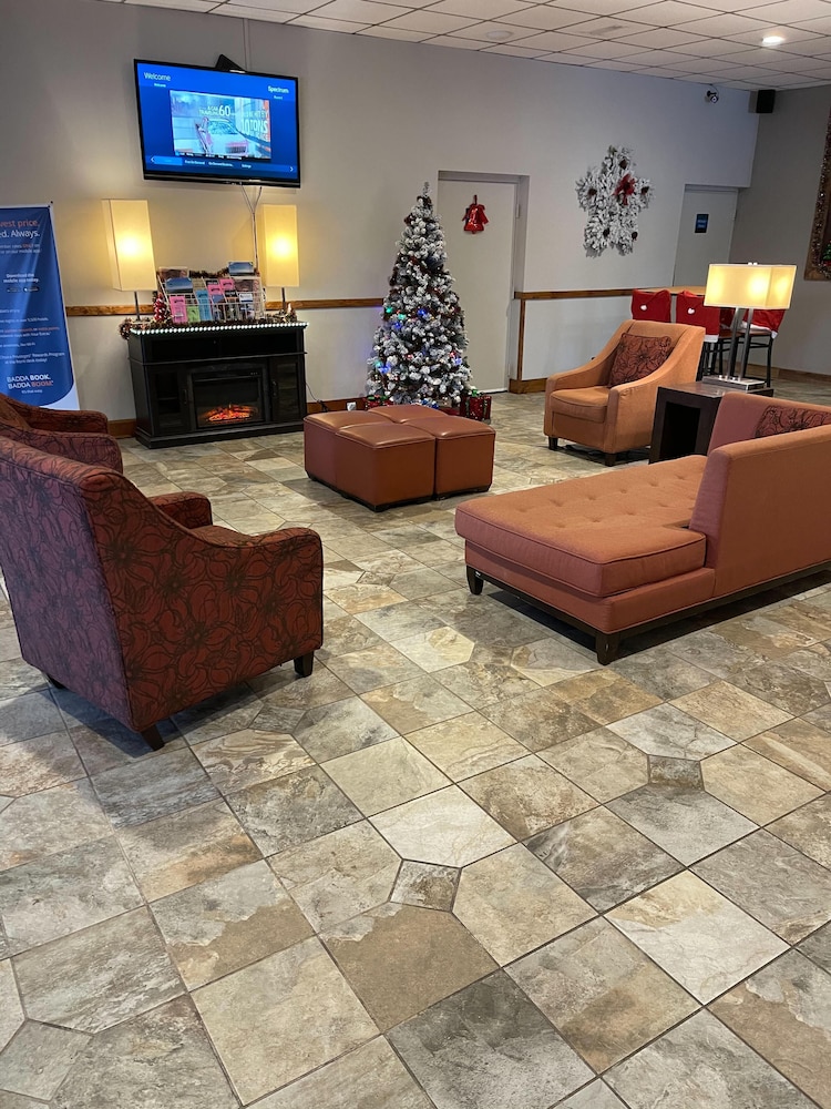 Clarion Inn Hurley WI - photo 13