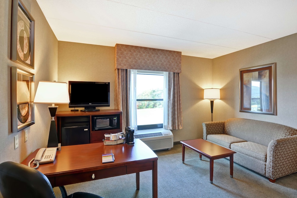 Hampton Inn Sayre - photo 10