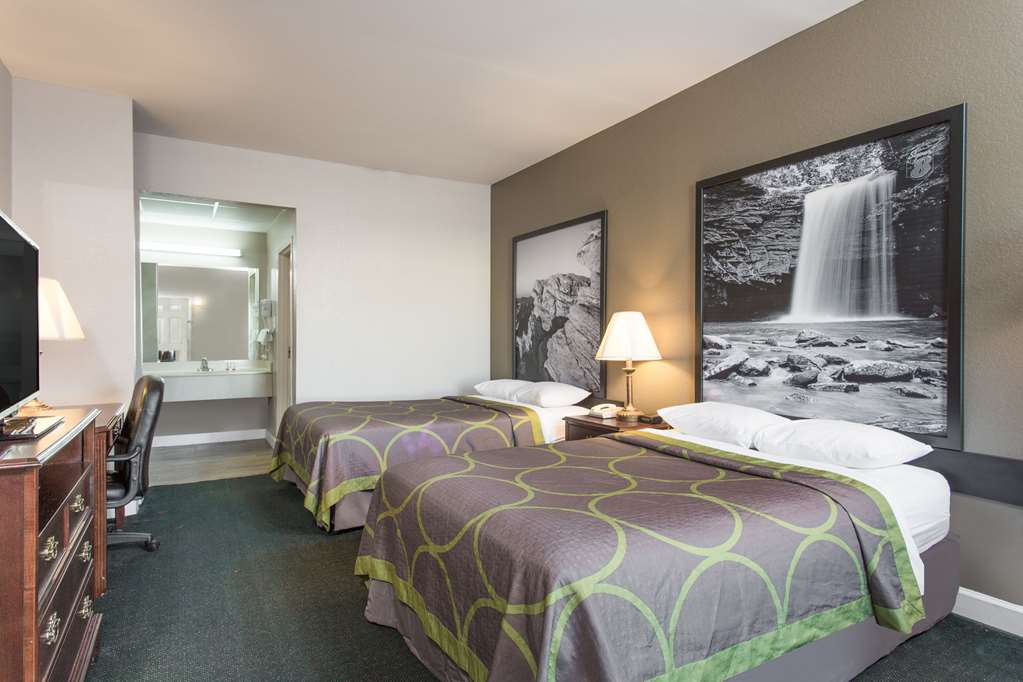 Super 8 by Wyndham Petersburg - photo 9