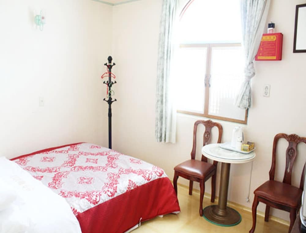 Sansu Motel in Waegwan, South Korea