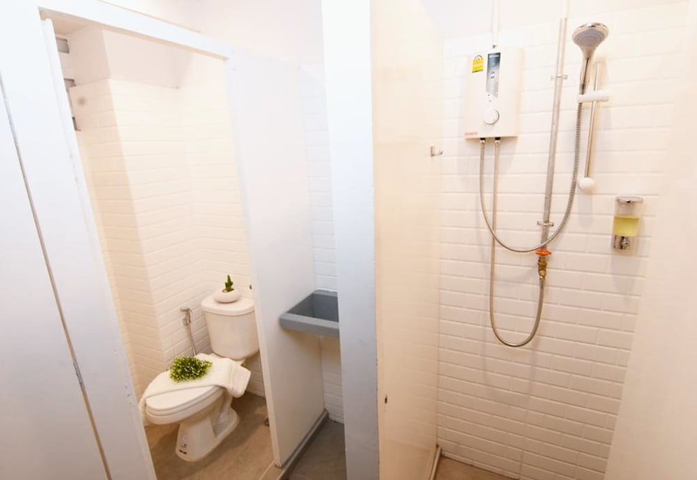 Yellow Mango Hostel