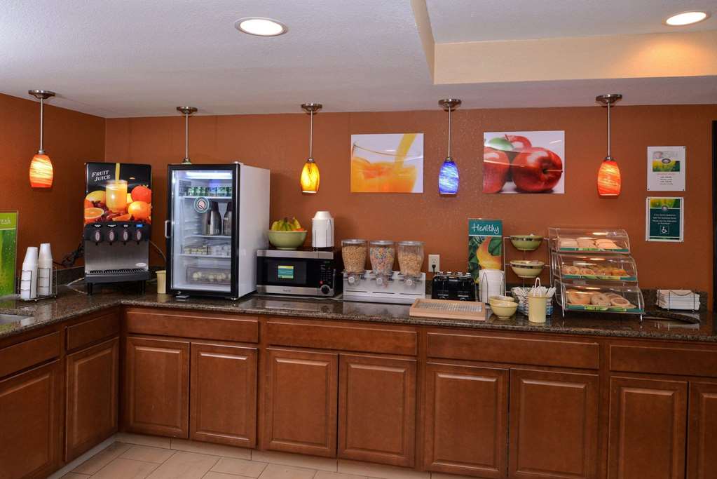 Quality Inn Appleton West - photo 27