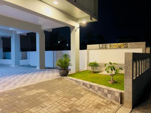 Lee Rooms in Nagercoil, India