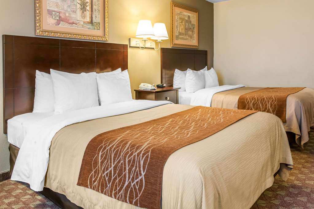 Quality Inn Defiance - photo 8