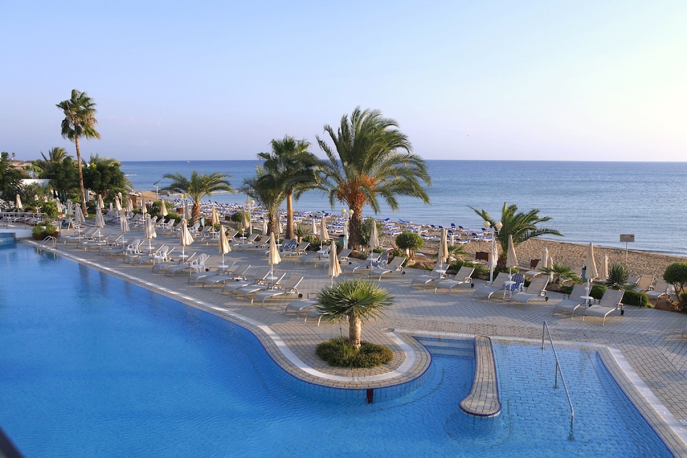 Sunrise Beach Hotel — Paralimni