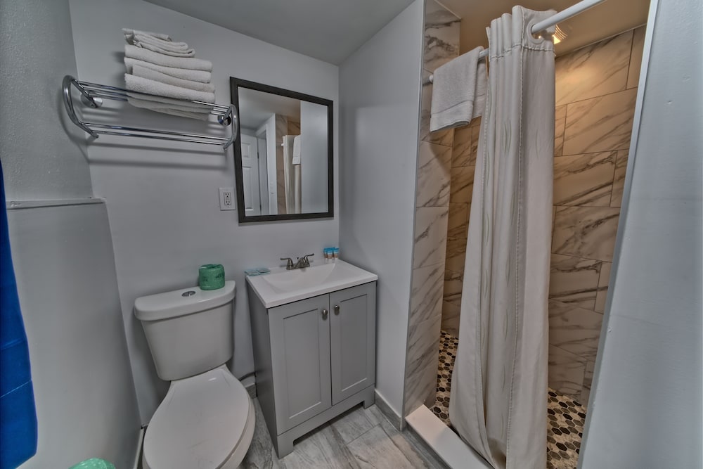 Aqua View Motel - photo 47