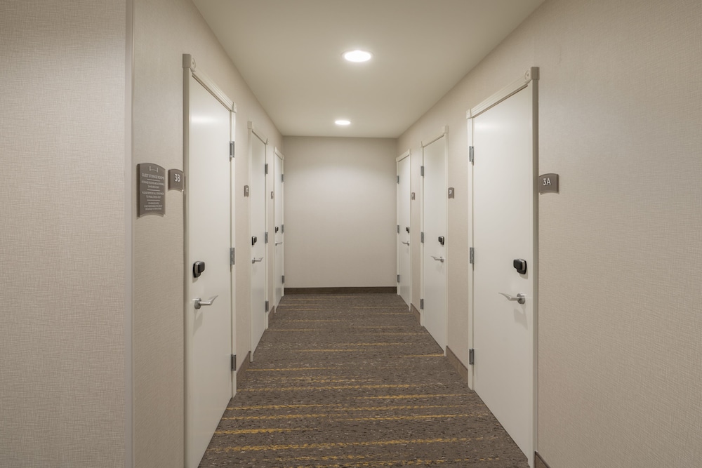 Staybridge Suites Anchorage by IHG - photo 32