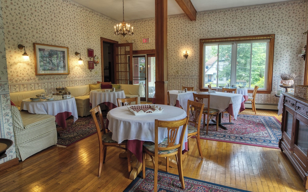 Rockwell Falls Inn and Wine Bar - photo 71