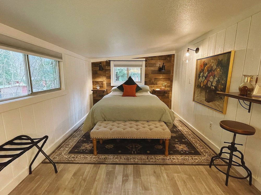 Emerald Valley Inn - photo 30