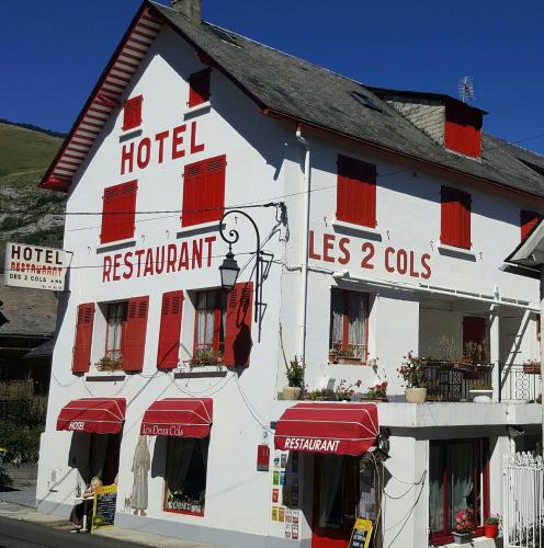 Hôtel les Deux Cols — hotel in Campan