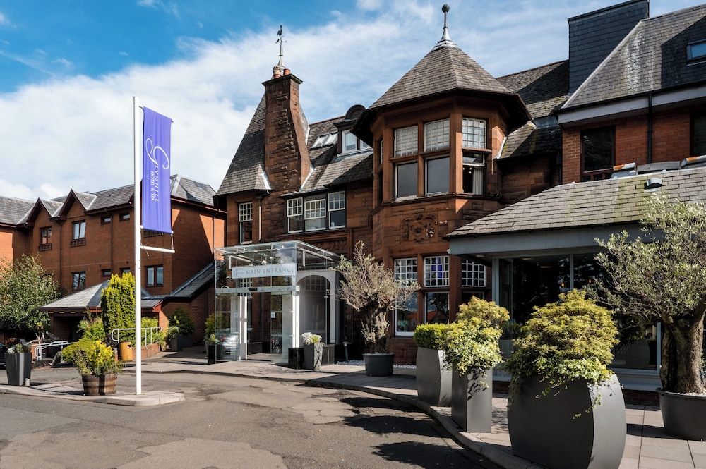 Glynhill Hotel — Renfrew