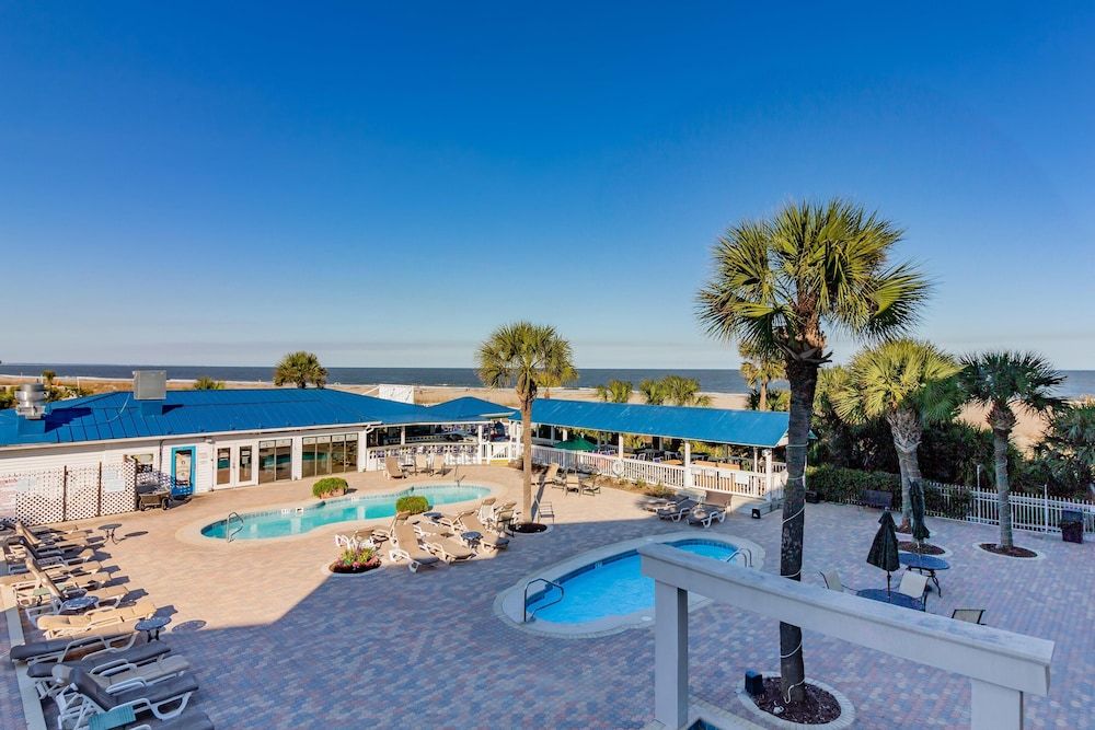 Beach House — 4-Star Luxury Hotel in Tybee Island, United States