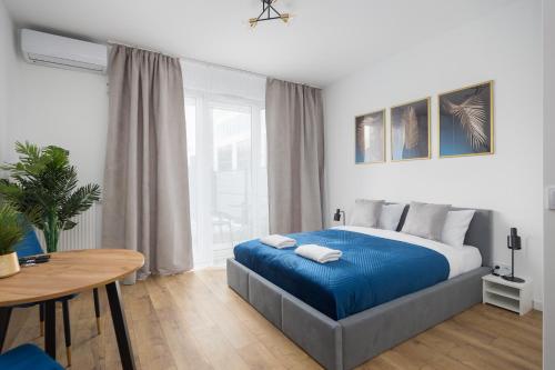 Business Park Blue Studio by BookingHost — 4-Star Luxury Hotel in Warsaw, Poland