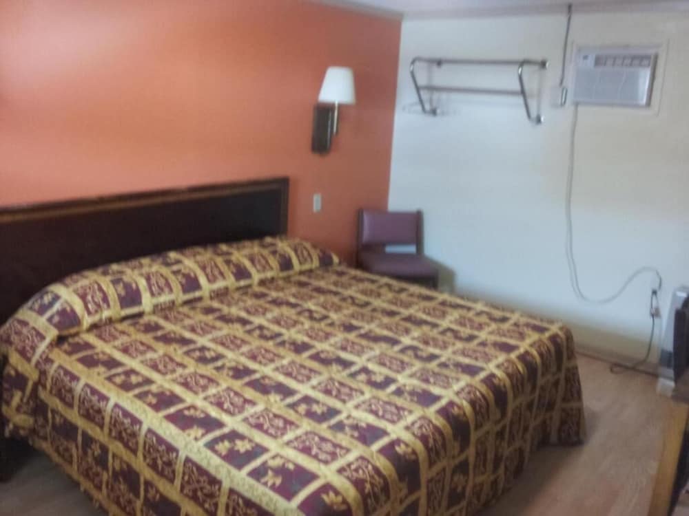 Mustang Motel - photo 16