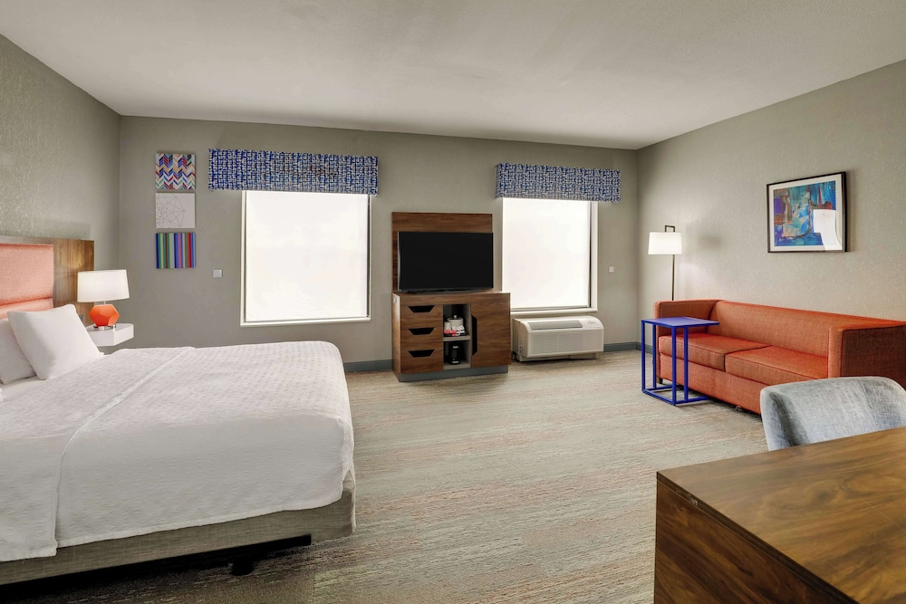 Hampton Inn & Suites St. Louis Edwardsville - photo 43