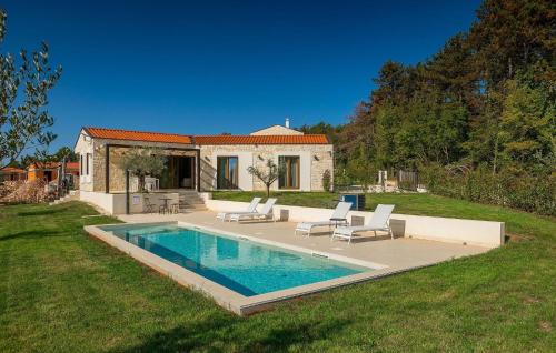 Villa Vesta — 4-Star Luxury Hotel in Visignano, Croatia