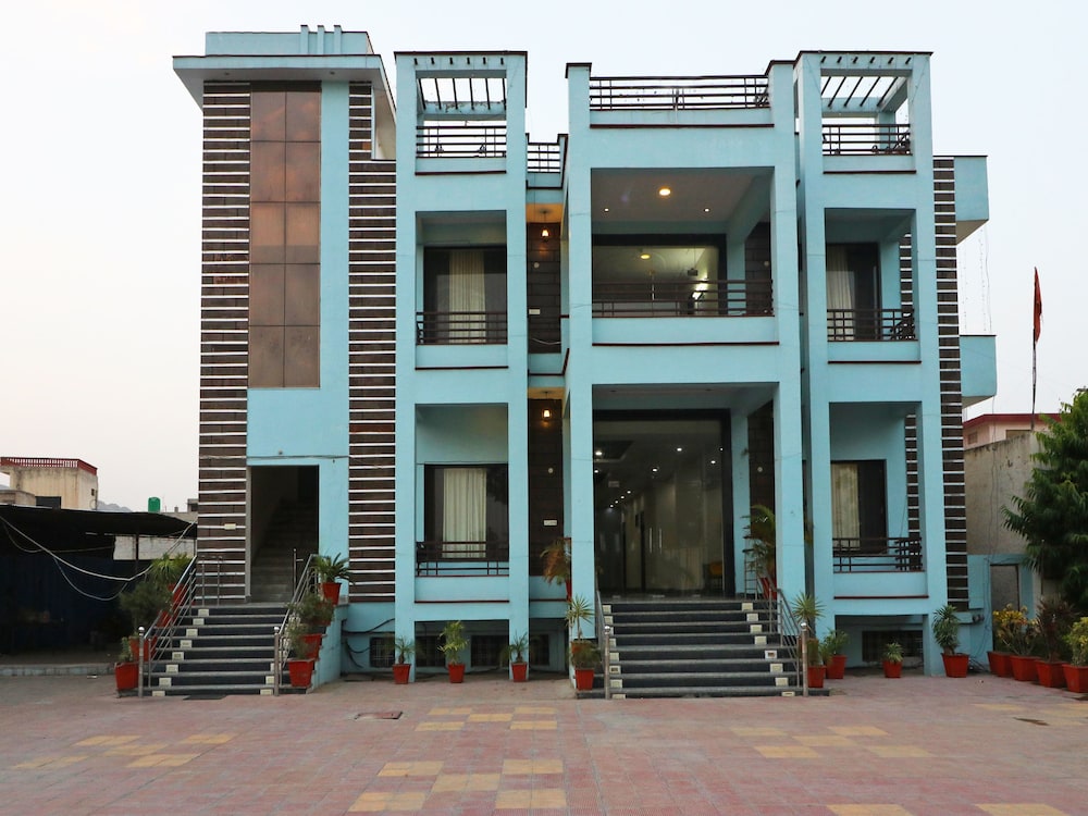 OYO 6187 Kanwal Resort in Alwar, India