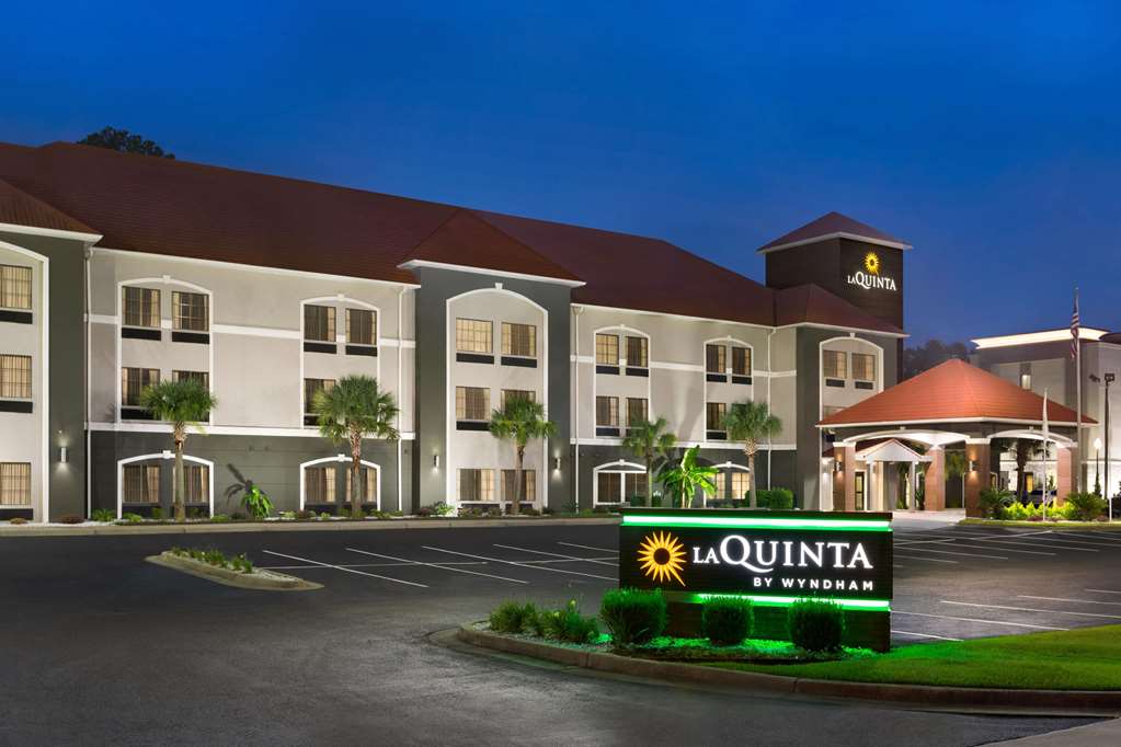 La Quinta Inn & Suites by Wyndham Dublin - photo 5