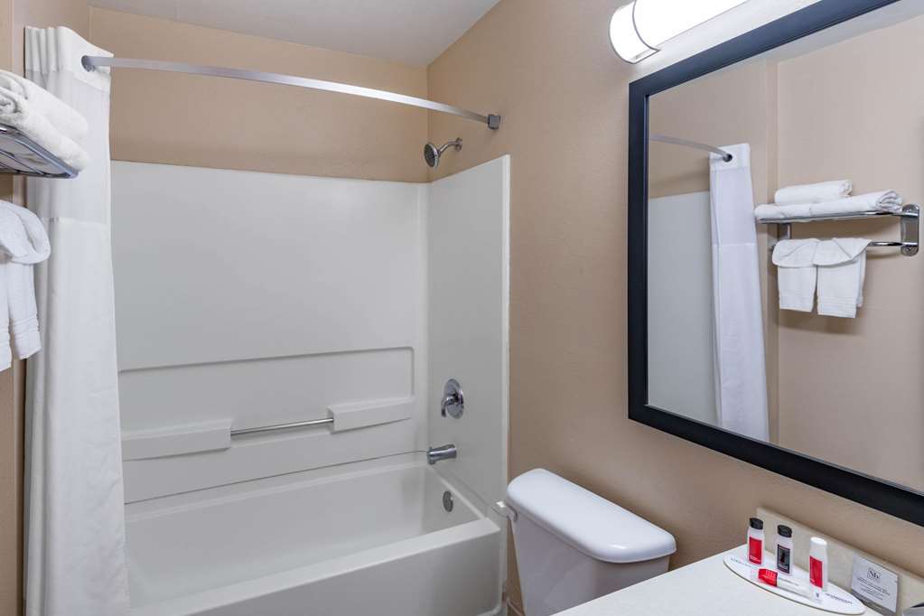 Baymont by Wyndham Farmington - photo 14