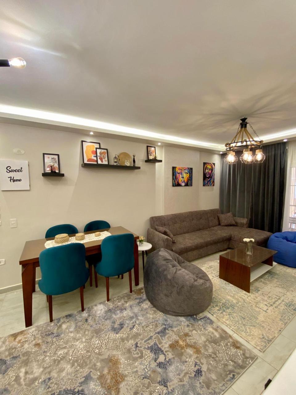 Cozy 2BR Apartment in Maadi — 4-Star Luxury Hotel in Cairo, Egypt