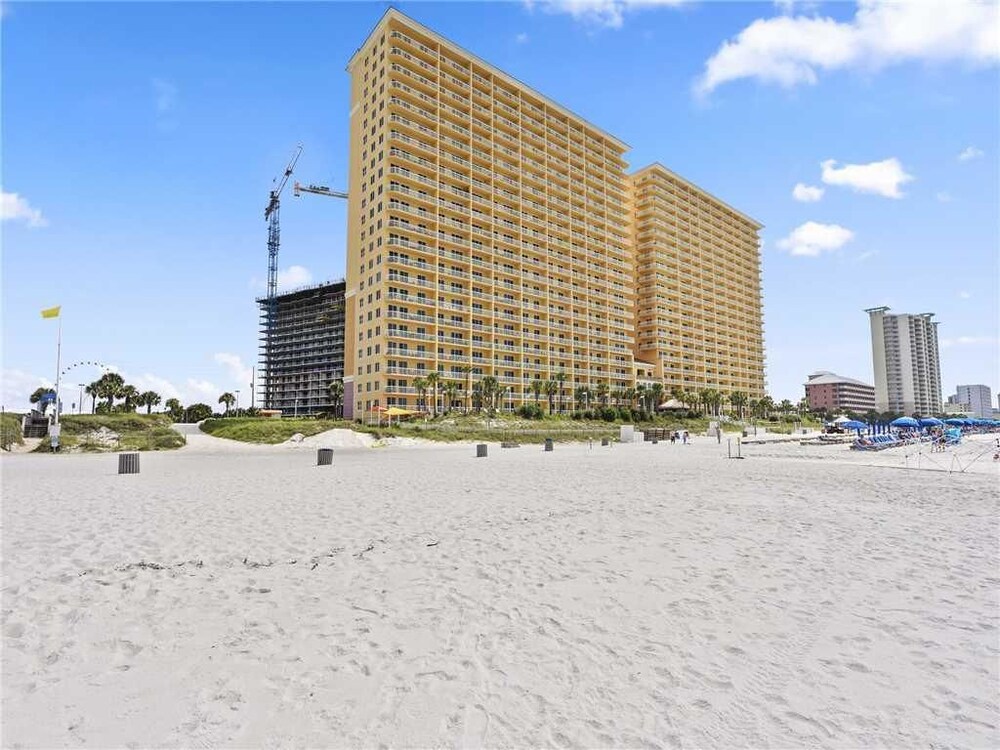 Calypso 1006 East Tower I Three Bedroom Condo - photo 28