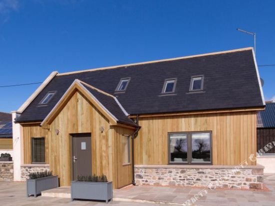 Aikenshill House — 5-Star Luxury Hotel in Balmedie, United Kingdom