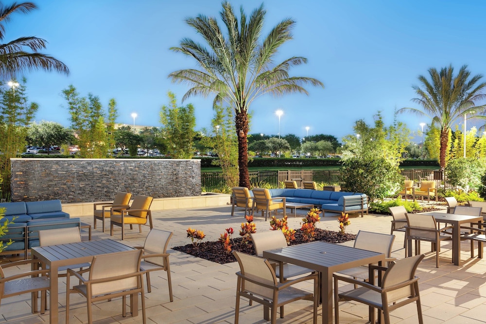 SpringHill Suites by Marriott Orlando at Millenia - photo 23